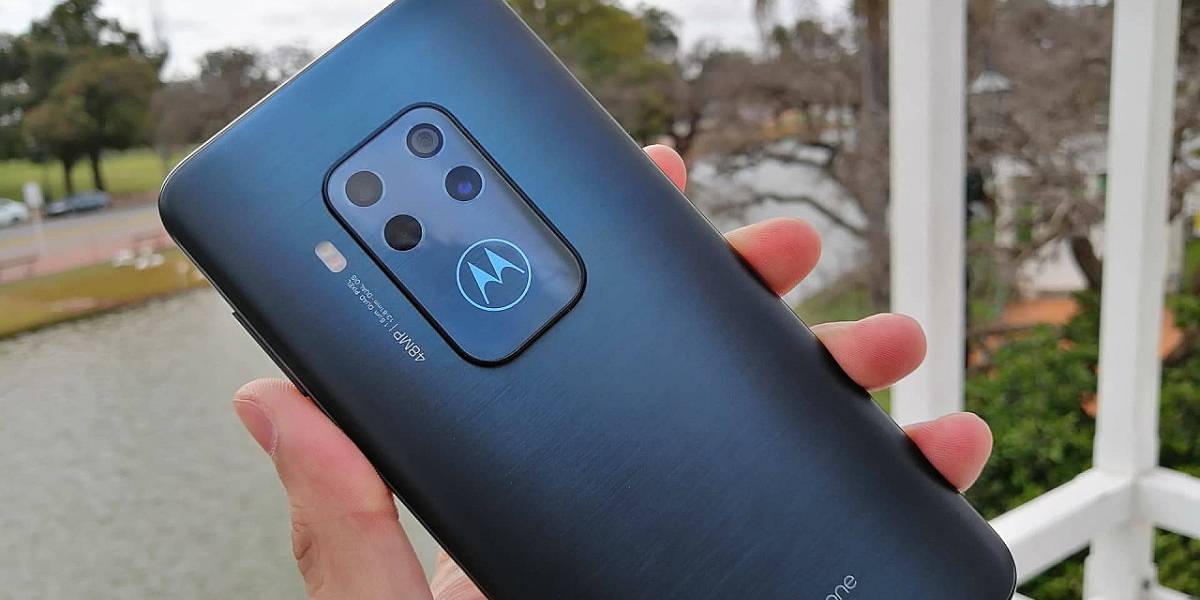 Motorola prepara móvil para introducirse en la gama baja